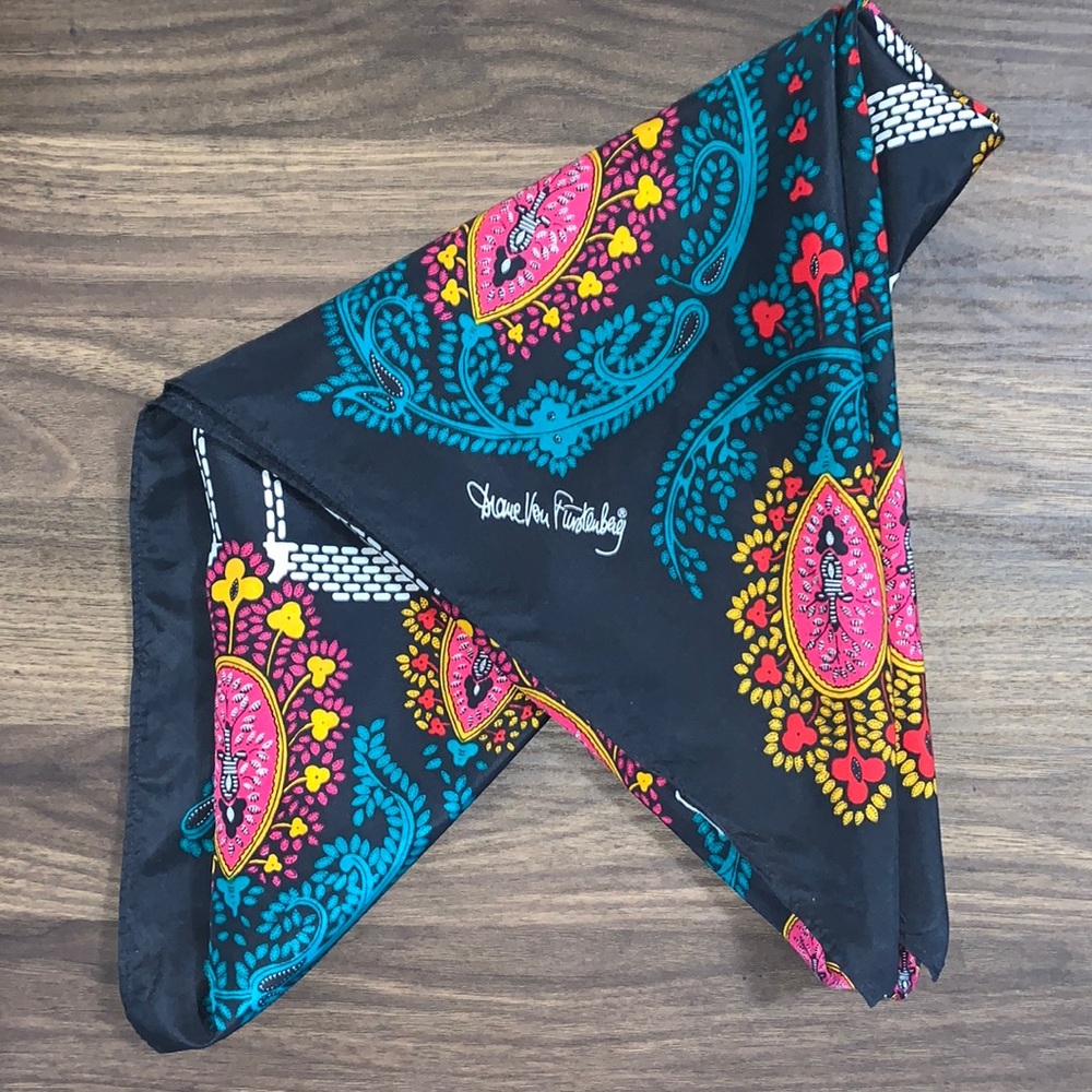 Diane Von Furstenberg Silk Scarf